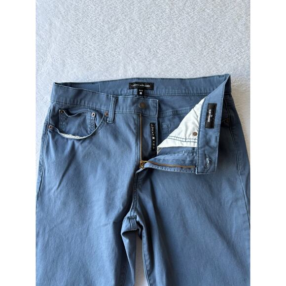 Lucky Brand Pants Mens 33x32 Blue Chinos 121 Slim Straight Golf Church Work Pant - Picture 2 of 11